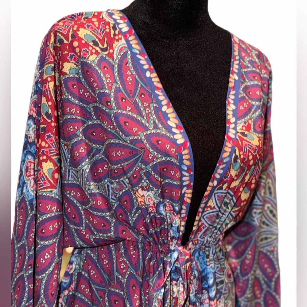 Like New Womens Colorful Bohemian Long Kimono / Cinches around waist, OS/LG - Picture 3 of 8
